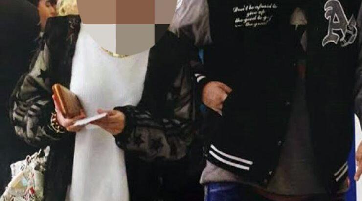 Ερωτευμένο ζευγάρι λίγο πριν ταξιδέψει! [εικόνες]