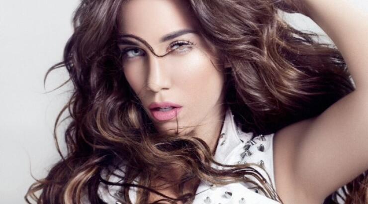 Κατερίνα Στικούδη: “Με έχουν φλερτάρει γυναίκες”