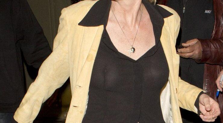 Η σέξυ Sharon Stone με το διάφανο πουκάμισο [εικόνες]