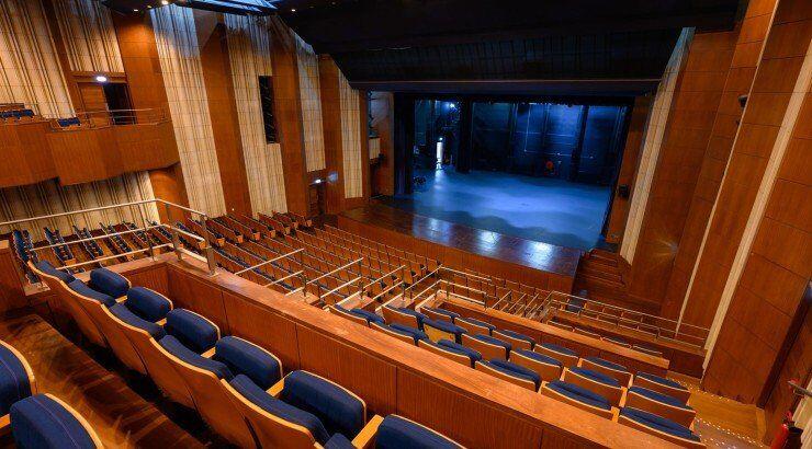 Παράσταση Μακρυκωσταίοι και Κοντογιώργηδες από τον ΘΟΚ 