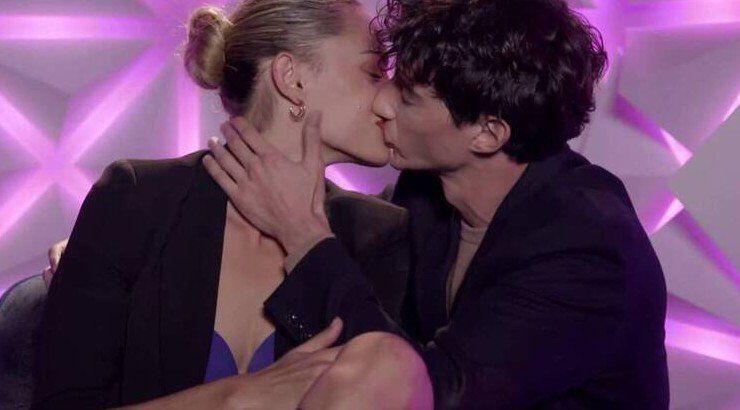 Στυλιανός Φλωρίδης: Η αποχώρηση του κούκλου Κύπριου από το GNTM και τα παθιασμένα φιλιά με την Όλγα