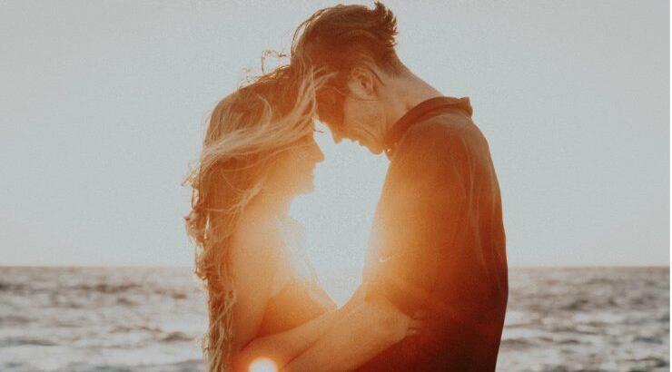 4 λόγοι που διαταράσσεται η επικοινωνία ανάμεσα στο ζευγάρι και τι πρέπει να κάνουμε