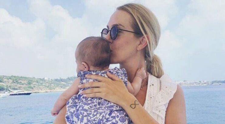 Σύλβια Μαυροπούλου: Η ονειρεμένη βάφτιση της κορούλας της! [εικόνες & βίντεο]