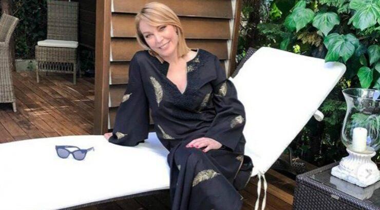 Η Τατιάνα Στεφανίδου φόρεσε το multi-tasking ρούχο της καλοκαιρινής βαλίτσας