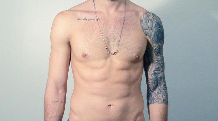 Ο Δημήτρης Αλεξάνδρου ολόγυμνος στο Instagram [εικόνα]