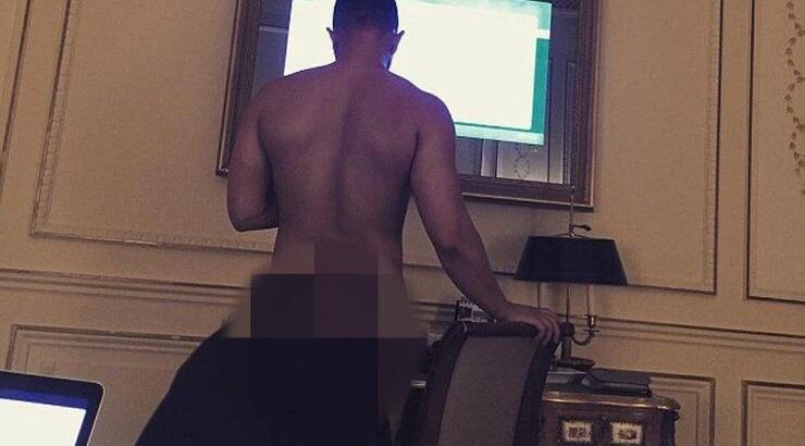 Διάσημο μοντέλο πόσταρε φωτογραφία με τα οπίσθια του συζύγου της!