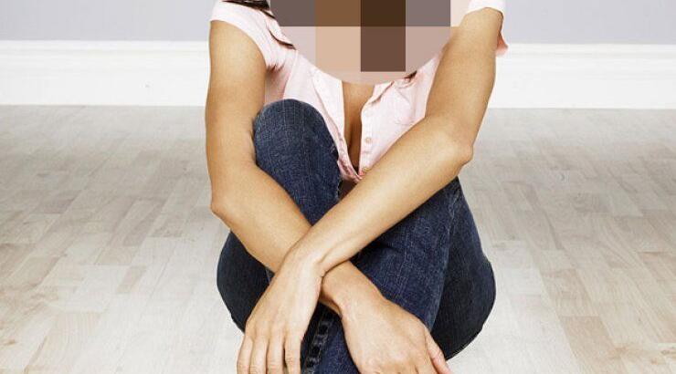 Πασίγνωστη ηθοποιός αποκάλυψε: "Όταν ήμουν 7 χρονών με βίαζε ο θείος μου. Είχα πειστεί ότι έφταιγα και δε μίλησα" [βίντεο]