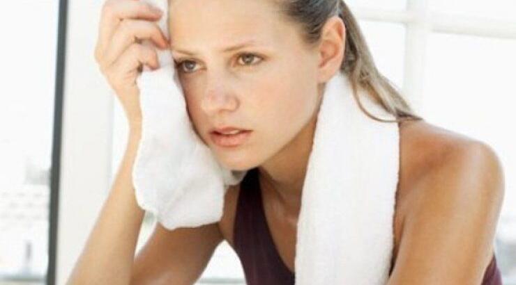  Σταμάτα να ιδρώνεις υπερβολικά με αυτές τις 5 απλές πρακτικές