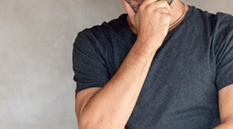 Η απίστευτη αλλαγή στην εμφάνιση του Θανάση Ευθυμιάδη!