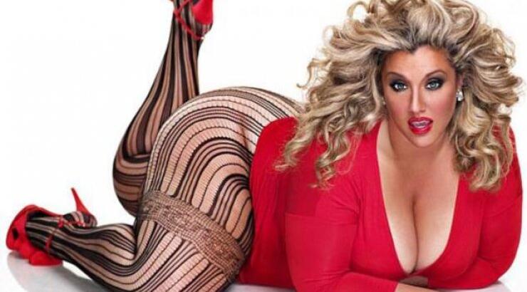 Απορρίφθηκε ως μοντέλο όταν ήταν 53 κιλά και τώρα στα 113 ποζάρει για τη Vogue!