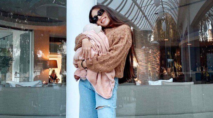 Θέλξια – Βαλέρια Φραγκούδη: Το postpartum στιγμιότυπο αγκαλιά με την κόρη της που μας συγκίνησε!