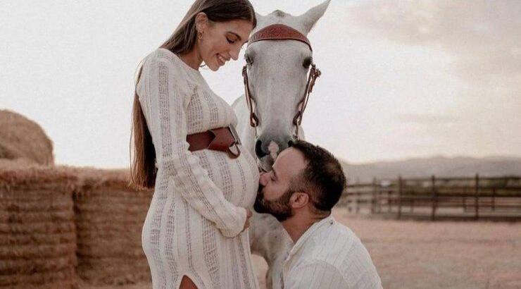 Θέλξια Βαλέρια Φραγκούδη – Χριστίνος Πίπης: Θα μας δείξουν το πρόσωπο της κόρης τους;