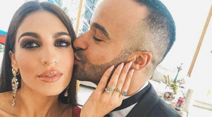 Χριστίνος Πίπης - Θέλξια Βαλέρια Φραγκούδη: Μας "έβαλαν" στο εντυπωσιακό τους σαλόνι