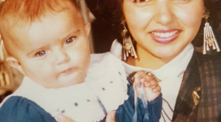 Δεν θα πιστεύετε ποια επώνυμη Κύπρια είναι το πανέμορφο κοριτσάκι στη φωτογραφία!