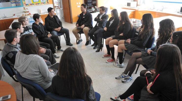 Επίσκεψη Γιώργου Θεοφάνους στην ομάδα BeatBullying του Γυμνασίου Ύψωνα στα πλαίσια του προγράμματος Ευ Ζην
