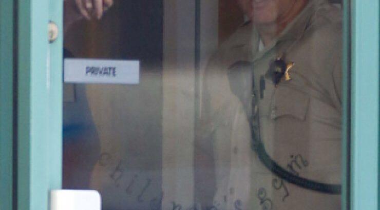 Charlize Theron: Μπλεξίματα με την αστυνομία;