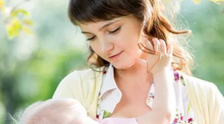 Ποιες τροφές είναι απαραίτητες για τις μητέρες που θηλάζουν;