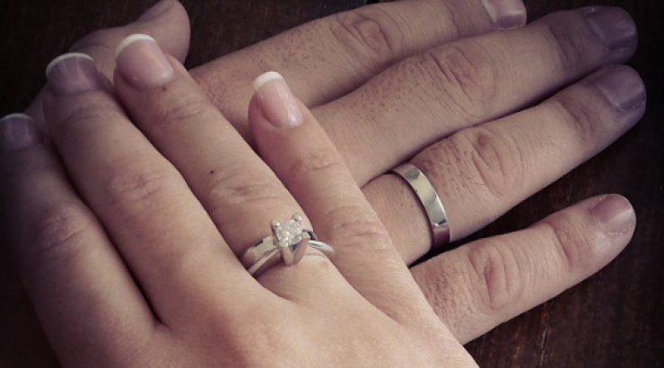 Επέτειος γάμου για Κύπριο παρουσιαστή!