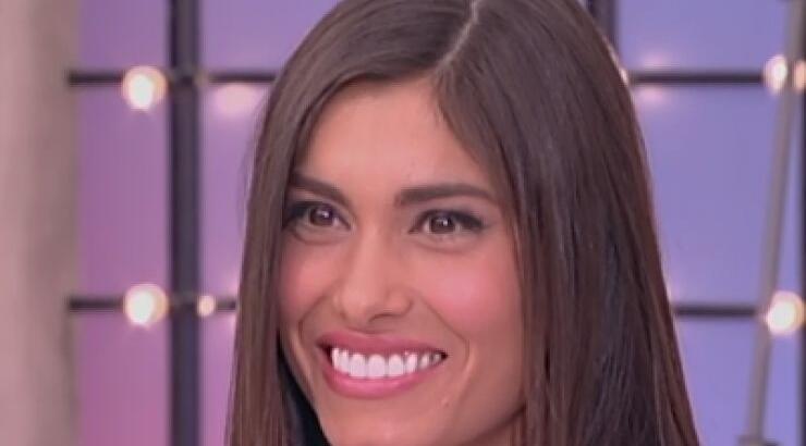 Θ. Απέργη: Η απάντησή της στα αρνητικά σχόλια για τα δόντια και το χαμόγελό της!