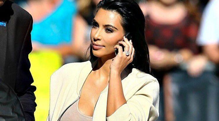 To μεγάλο κόμπλεξ της Kardashian με τα οπίσθιά της! Δείτε πώς έχει καταντήσει! [εικόνα]