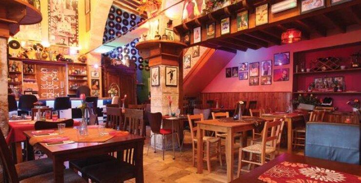 "Retro" με τα όλα του!