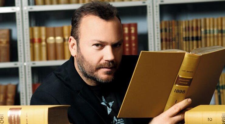 Τόνυ Δημητρίου: "Ιδέες μου για σειρές γράφονται από σεναριογράφους"