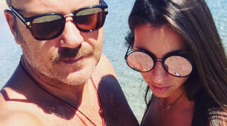 Έξαλλος ο Τόνυ Δημητρίου σε ερώτηση δημοσιογράφου για τη σύντροφό του! [βίντεο]