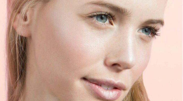 Πέντε foundation για τέλεια βάση που διαρκεί