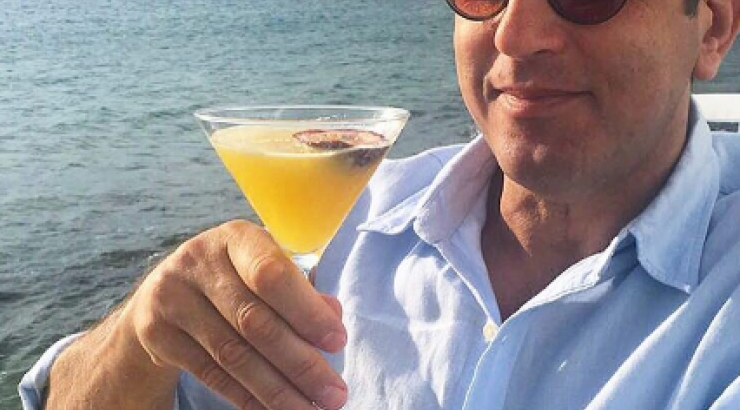 Τρελά κέφια! Κύπριες socialite χορεύουν καλαματιανό υπό τους ήχους του νέου τραγουδιού του Χριστόφορου Τορναρίτη!