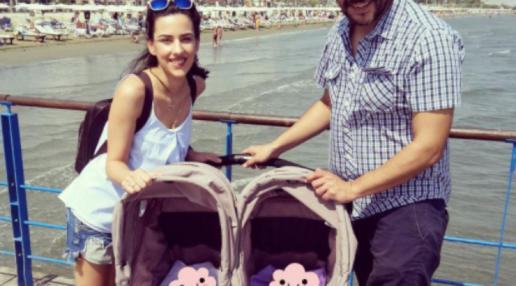 Γιώργος Ρούσσος – Νατάσα Τούρζα: Πότε θα βαφτίσουν τα δίδυμα κοριτσάκια τους;