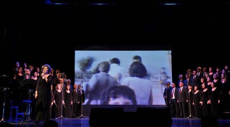 Σε μία εκδήλωση γεμάτη συναίσθημα παρουσιάστηκε το μουσικό αριστούργημα του Γιώργου Θεοφάνους «Τραγουδώ το νησί μου»