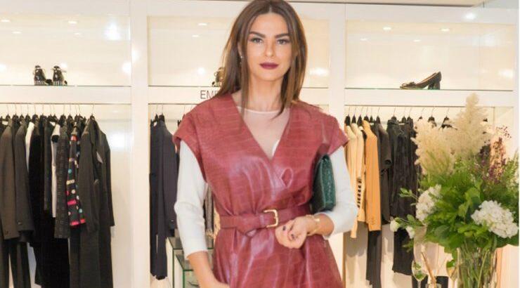 Η Ραμόνα Φίλιπ μας δείχνει πως να φορέσουμε την πιο hot τάση της σεζόν