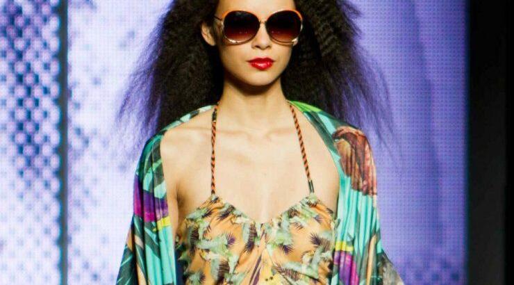 Tropical prints: Φόρεσε τα και ταξίδεψε σε ονειρεμένους προορισμούς