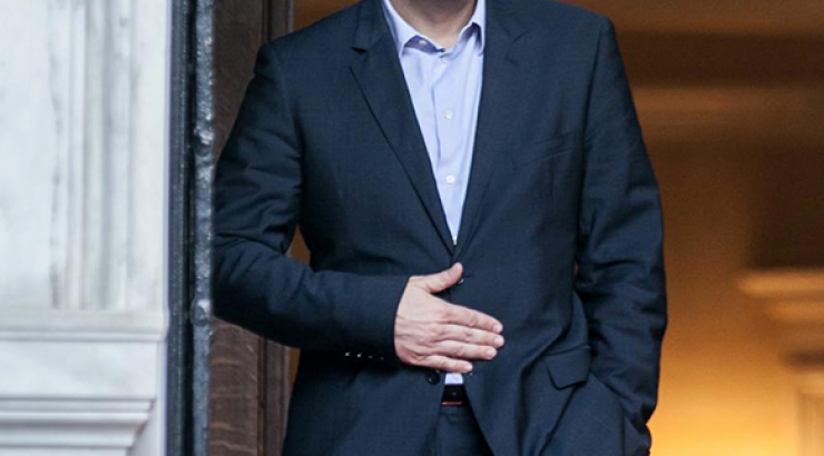 Δεν θα πιστεύετε με ποιο πασίγνωστο πρόσωπο της ελληνικής showbiz ήταν συμμαθητής ο Αλέξης Τσίπρας! [βίντεο]