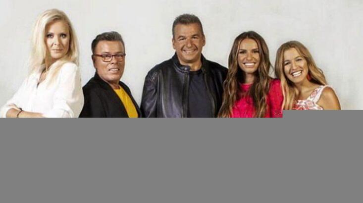 Κατερίνα Γκαγκάκη - Ελένη Τσολάκη: Αντάλλαξαν φιλιά στο στόμα στον αέρα της εκπομπής [εικόνα]