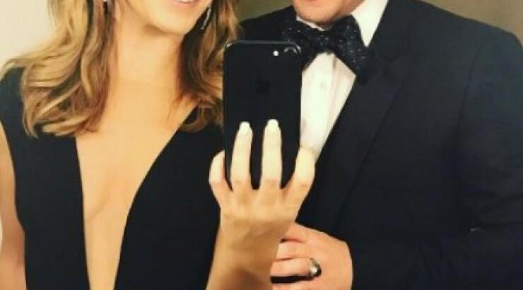 Δείτε πως ευχήθηκε η Έμιλυ Γιολίτη στον Χρύσανθο Τσουρούλλη για τη γιορτή του!