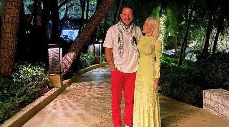 Χρύσανθος Τσουρούλλης – Έμιλυ Γιολίτη: Για δείπνο με τα παιδιά τους σε μαγευτικό location στην Αθήνα! 