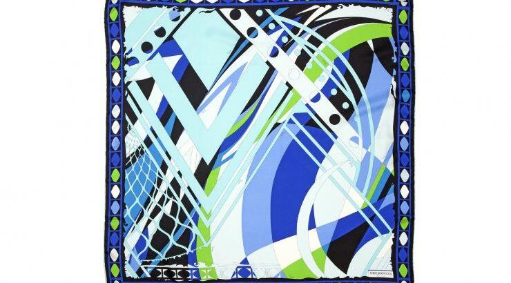 Τα καλοκαιρινά φουλάρια του Εmilio Pucci 