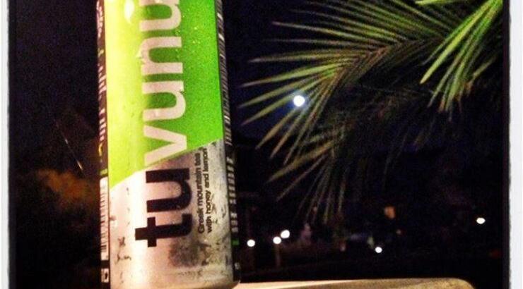 Τσάι «Tuvunu»: Κάνει θραύση σε Σικάγο, Λος Άντζελες, Αγγλία [εικόνες]