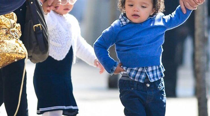 Αυτά τα δίδυμα μωρά... 