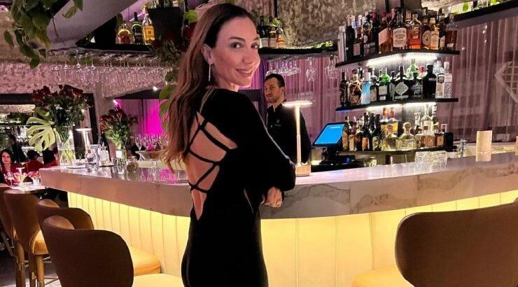 Δέσποινα Τζιαπούρα: Με φόρεμα διάσημης σχεδιάστριας του εξωτερικού γιόρτασε τα γενέθλιά της 