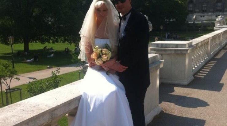 Οι πρώτες φωτογραφίες από το γάμο της Τζούλιας Αλεξανδράτου