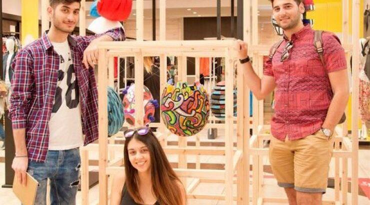 Τελετή εγκαινίων της έκθεσης τέχνης “Re-tale-ing Easter”