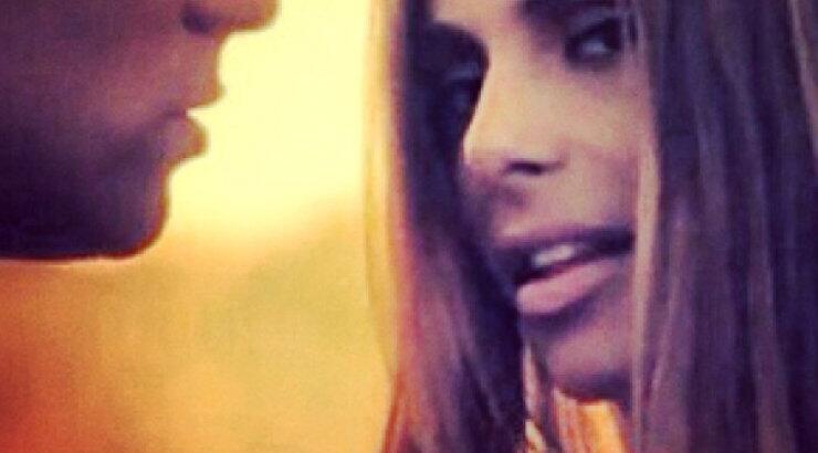 Ελευθερία Ελευθερίου: Ποιος είναι ο άντρας απέναντι της; 