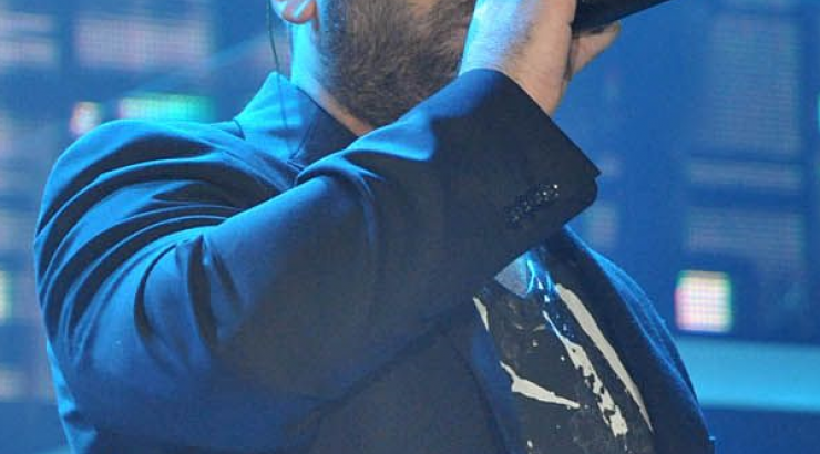 Παντελής Παντελίδης: Ο νέος ξανθός έρωτας και το κόλπο της πρεμιέρας