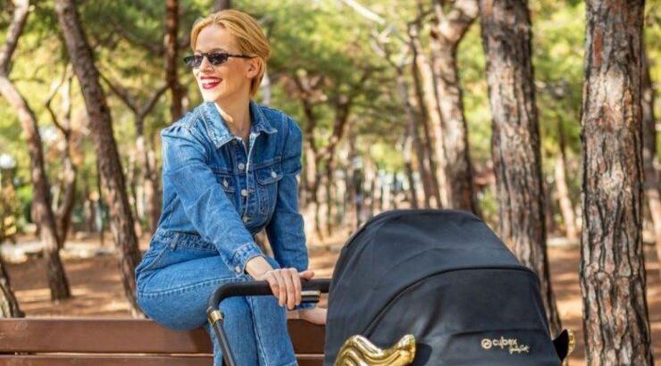 Νάντια Μπουλέ: Ο επώνυμος Έλληνας που τους έπεισε να ονομάσουν την κόρη τους Σεμέλη [βίντεο]