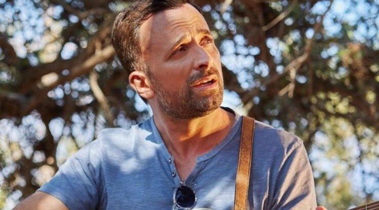 Γιώργος Λιανός: Η "παραδοσιακή" εικόνα των παιδιών του που μοιράστηκε μαζί μας [εικόνα]