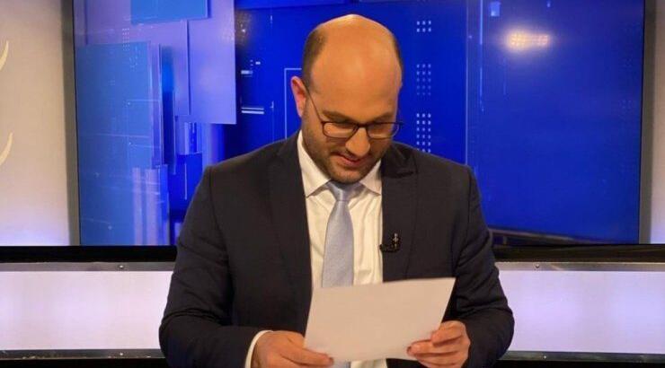 Χρήστος Μιχάλαρος: Αυτά συμβαίνουν δευτερόλεπτα πριν βγει στον τηλεοπτικό αέρα [εικόνα]