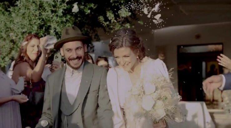 Βασίλης Χαραλάμπους - Νίκη Δραγούμη: Πήγαν για βουτιές μετά τον γάμο τους [εικόνες]