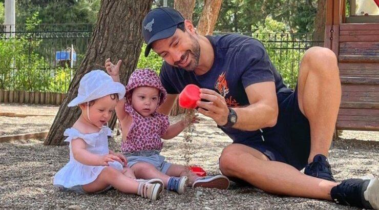 Σάκης Τανιμανίδης: Τα "Τανιμανιδάκια" είπαν την πρώτη τους λέξη και τον έκαναν να "λιώσει" [βίντεο]